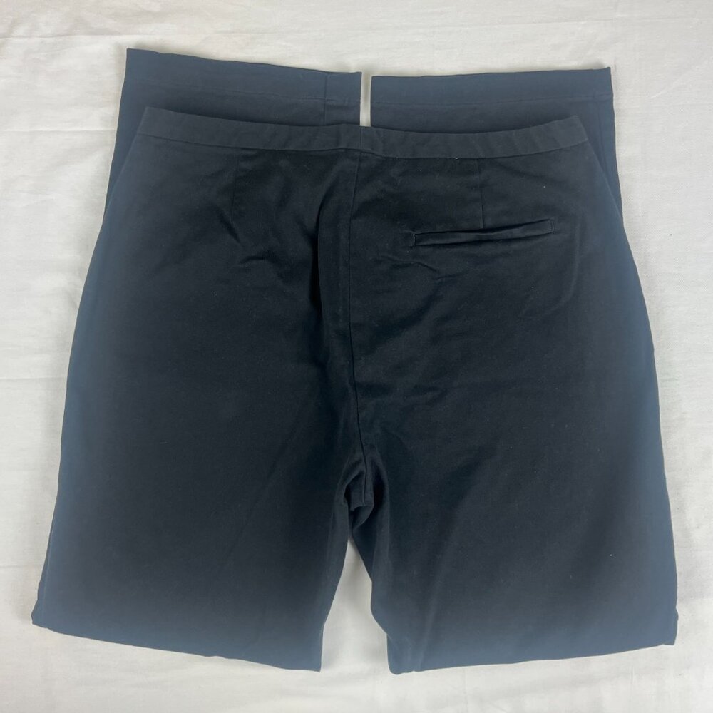 Dockers Straight Leg Pants Size 12 Black, Stretch, Front Zip with Hook Closure - Picture 3 of 4